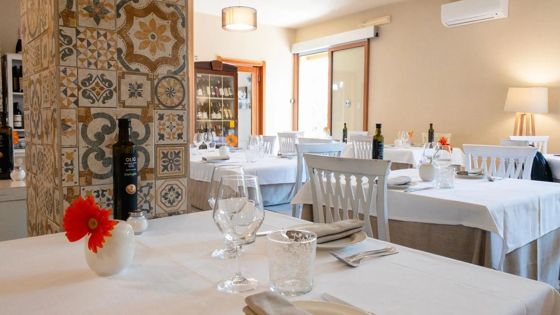 Hotel Donatella Posada