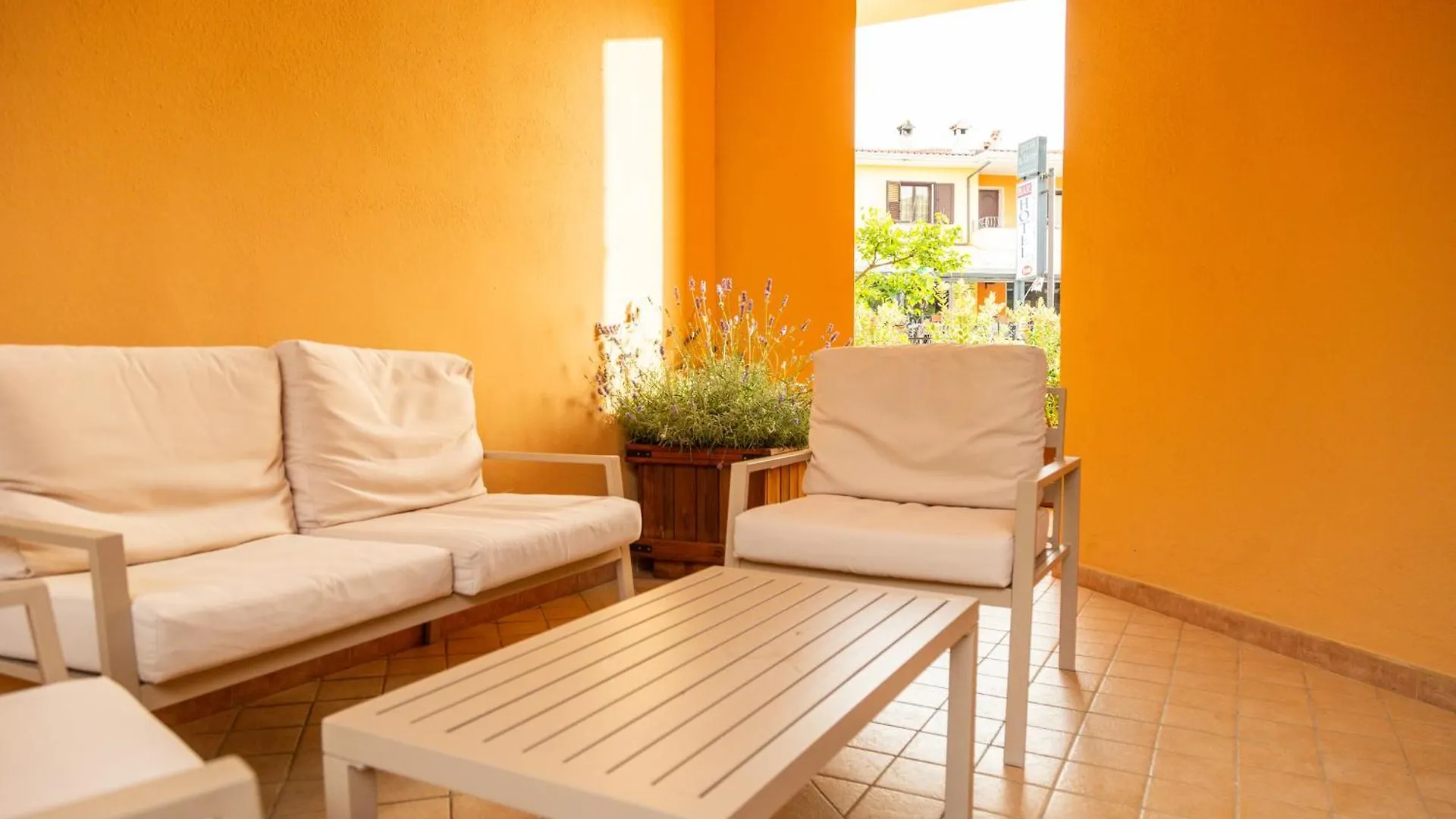 Hotel Donatella Posada