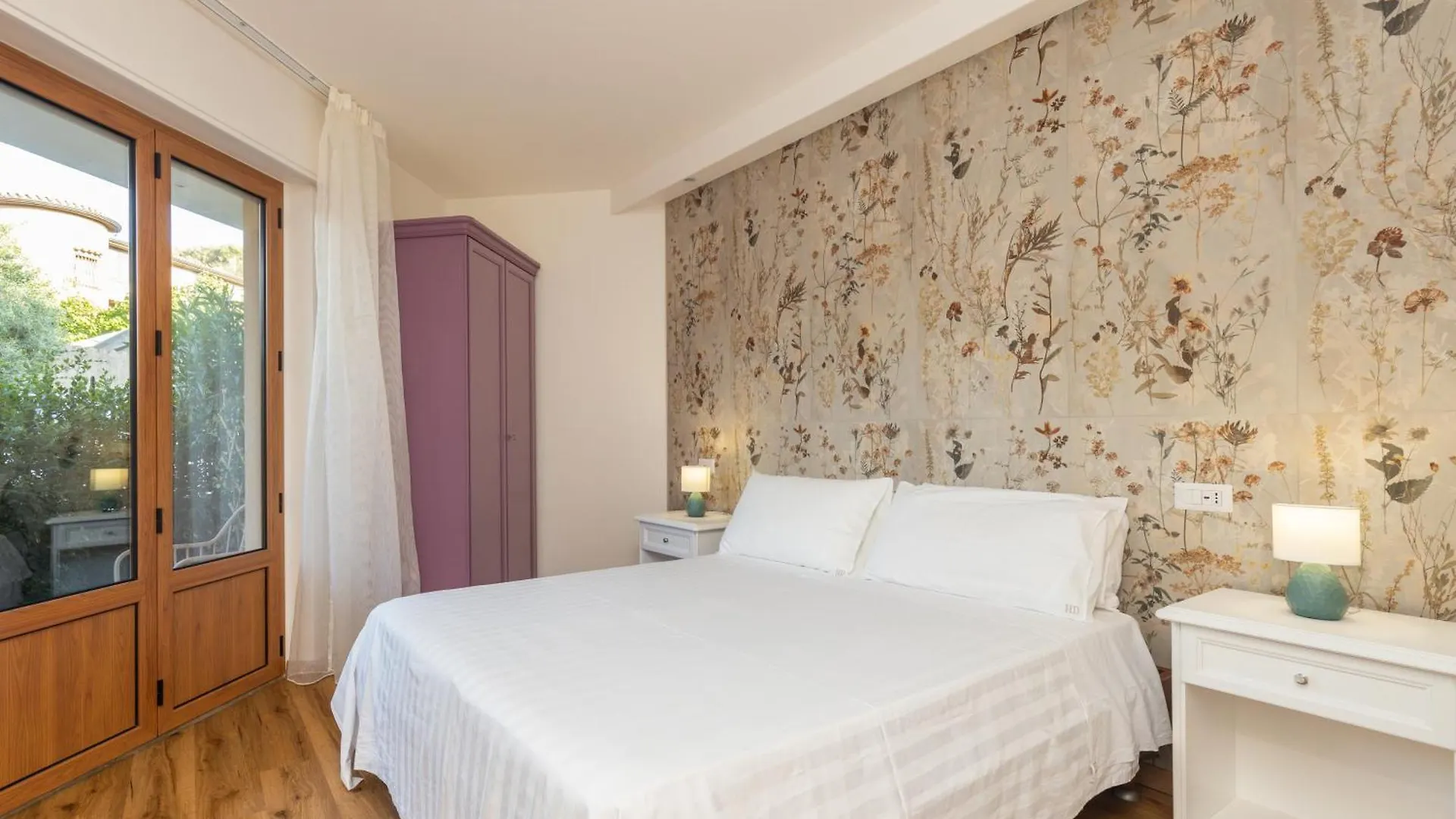 Hotel Donatella Posada